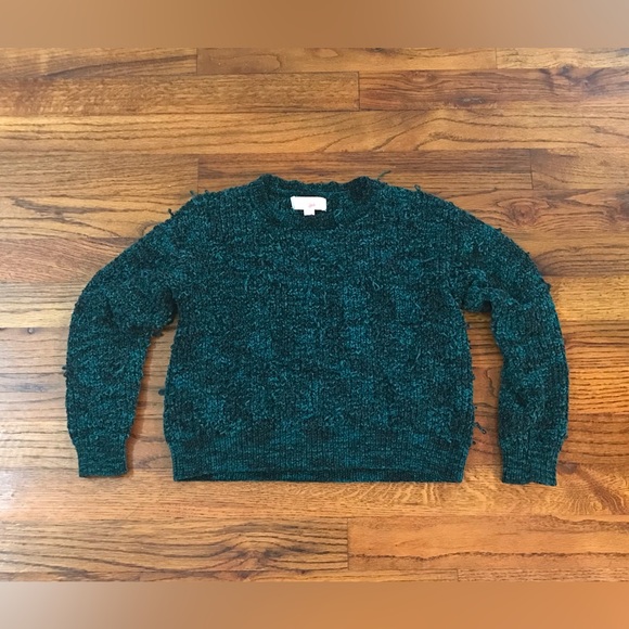 GB Girls Gianni Bini Green Knit Pullover Sweater
Small 6 - 7
100% Polyester - Picture 2 of 8